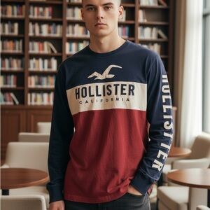 Hollister Men's Blue and Red Long Sleeve Tee